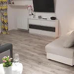 Apartamento Rodzinny Walowa *